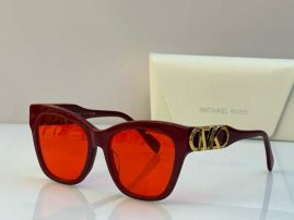 Picture of Michael Kors Sunglasses _SKUfw55532361fw